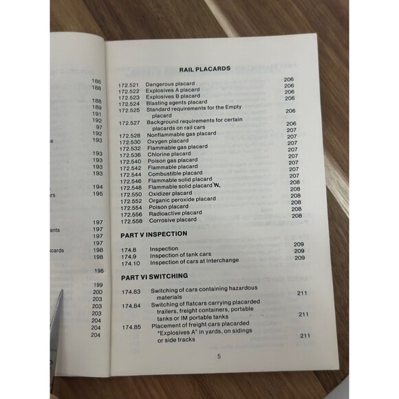 Hazardous Materials Regulations Excerpted For Railroad Employees BE Pamphlet 20 - Picture 9 of 16